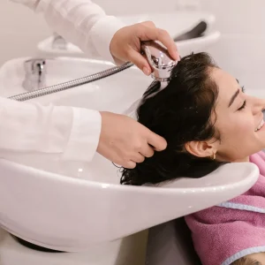 شامپو اسپا پاککننده عمیق و آبرسان کف سر Kerastase